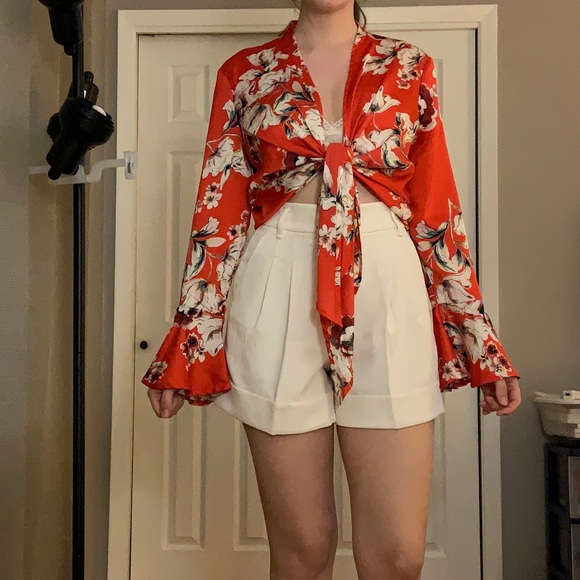 Missguided Tops - Missguided Floral Tie Blouse
